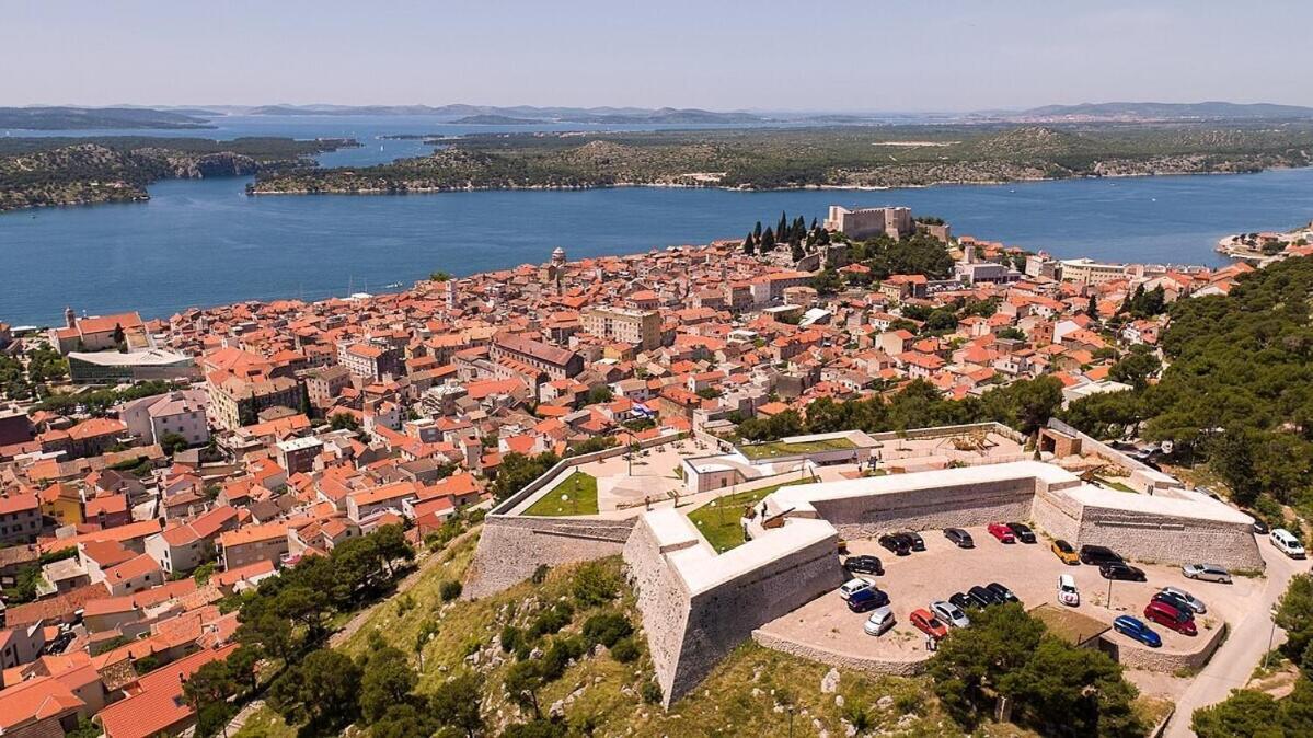 Apartment L&L Šibenik Buitenkant foto